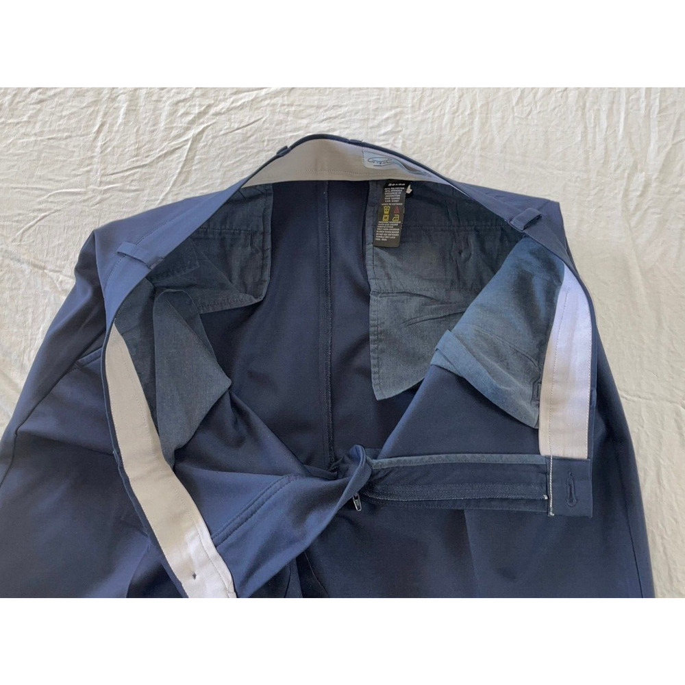 Greg Norman Flat Front Microfiber Ultimate Travel Chino Pants. Navy, 36X32. EUC - Picture 7 of 9